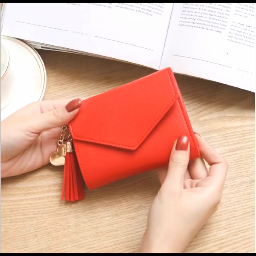 Women’s red wallet
